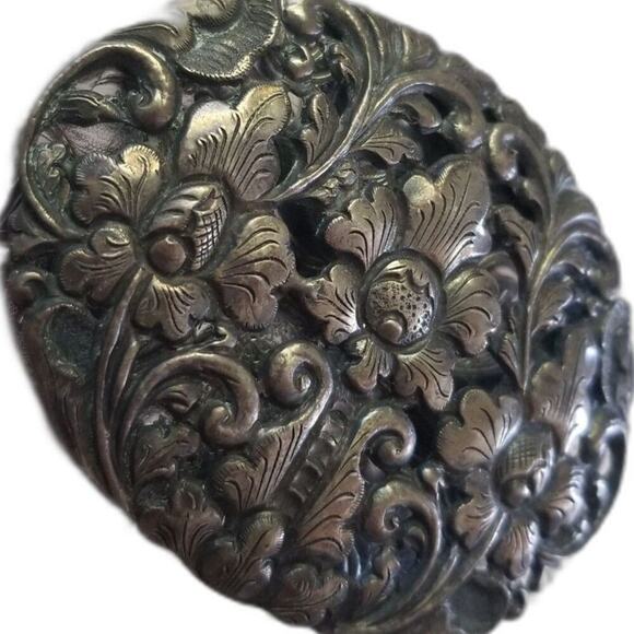 Victorian Era Gilded Signed 800 SJ Metal Floral Brooch Pin with Tube Hinge - Picture 1 of 5